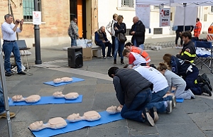October 19, 2013<br>In the Pope's Plaza in Ravenna, we kept hearing 'Staying Alive' playing over loudspeakers.  They were teaching CPR.  That music is the correct pace for giving compressions to infants.