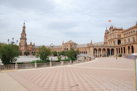 Seville, Spain<br>October 10, 2008<br>AF VR Zoom 18-200mm f/3.5-5.6G IF-ED, Aperture: F9,<br>NIKON D80,<br>shutter speed 1/320, focal length 18mm,  ISO 200