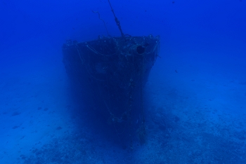 July 16, 2018<br>The wreck of the Carthaginian appears out of the murk.