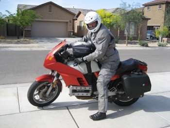 Riding the BMW in Arizona