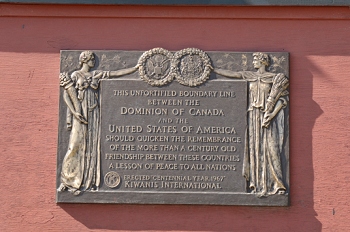 Canada-US border, White Pass